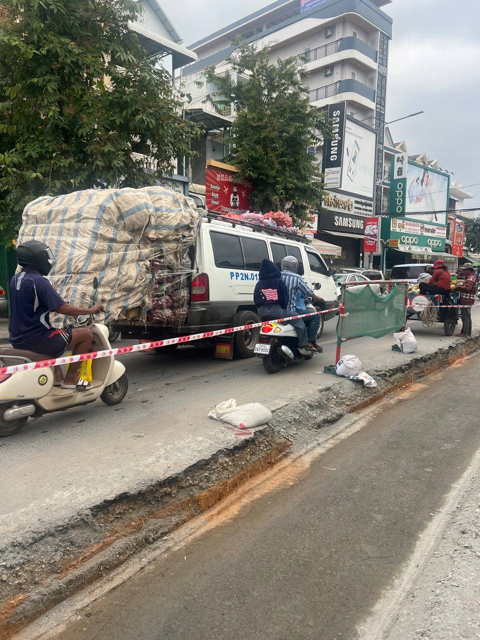 大金欧市升级排水系统 应对雨季防洪 21号公路施工中
