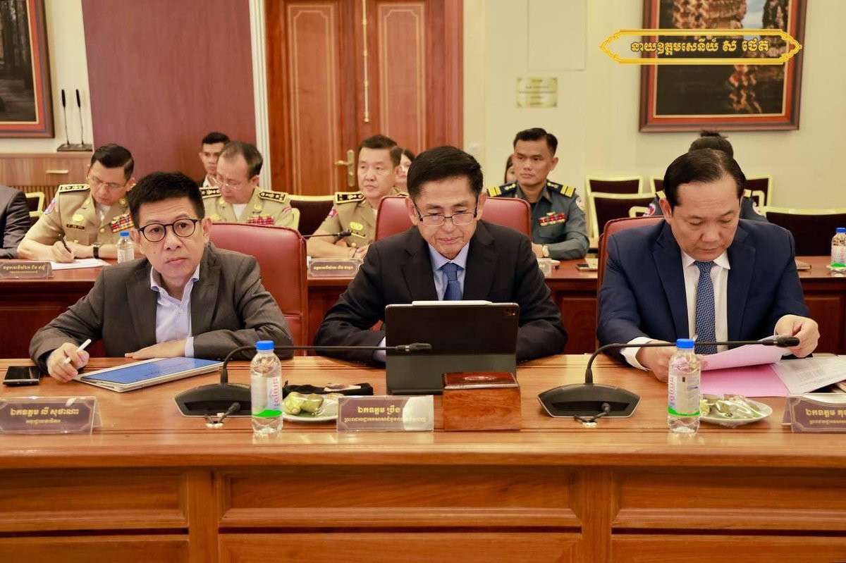 柬埔寨政府高层开会研讨 拟出台严厉法律打击青少年犯罪