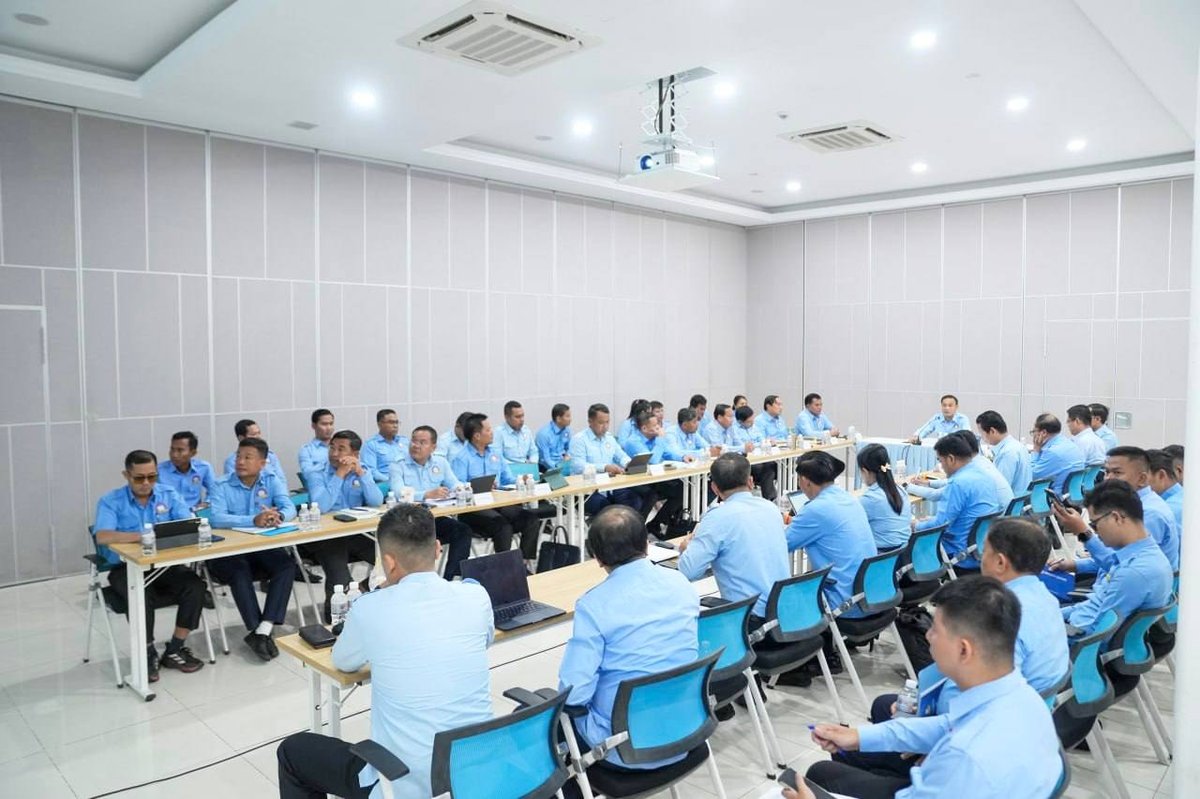 柬埔寨青年联合会推进2.0战略路线图 磅湛省分会赴金边参会