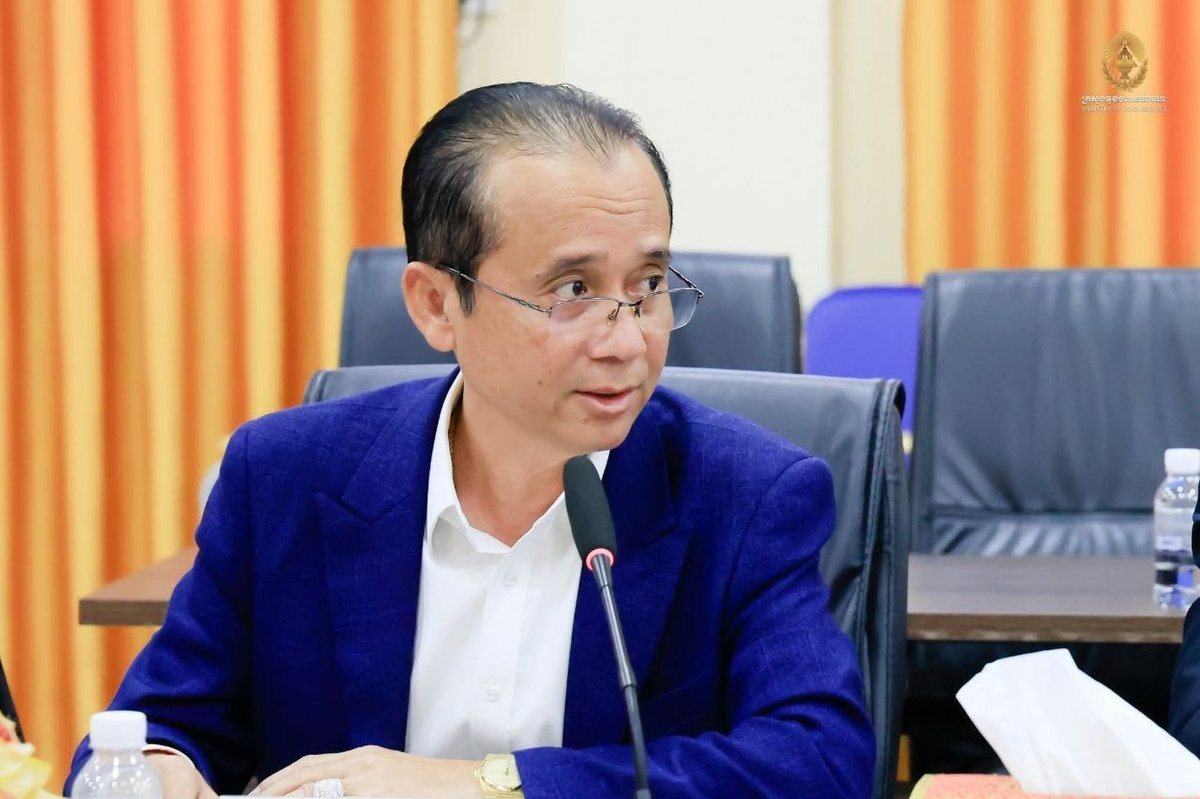 公务部与教育部商讨国家体育场管理架构改革 落实行政整顿