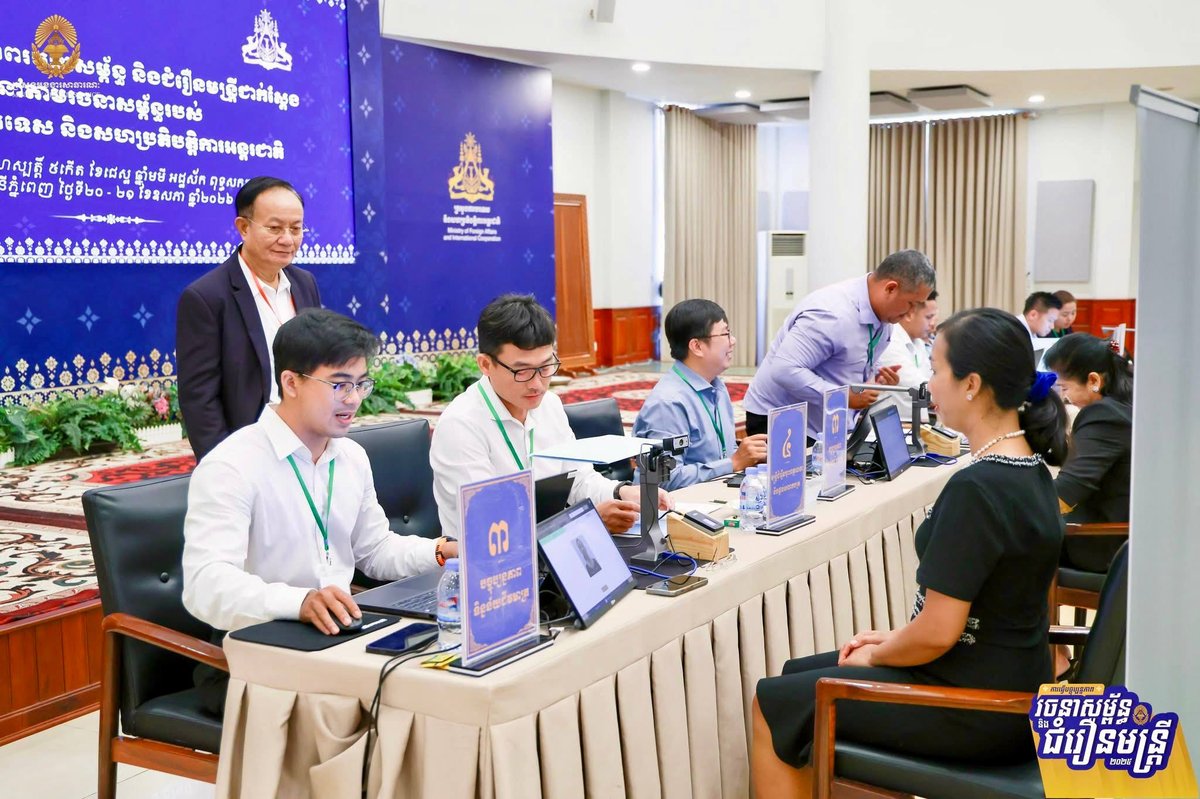 洪玛尼督导外交部公务员普查 旨在更新数据确保人员真实性