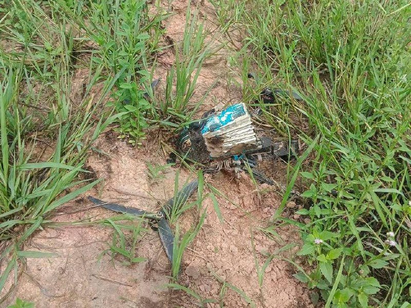 柬埔寨排雷行动中心发现未爆自杀式无人机 载有82毫米迫击炮弹