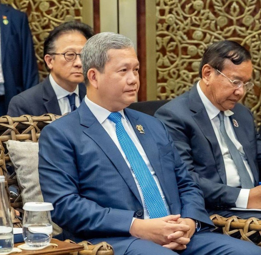 洪玛奈与菲律宾总统泰国首相举行三方会谈 聚焦区域合作