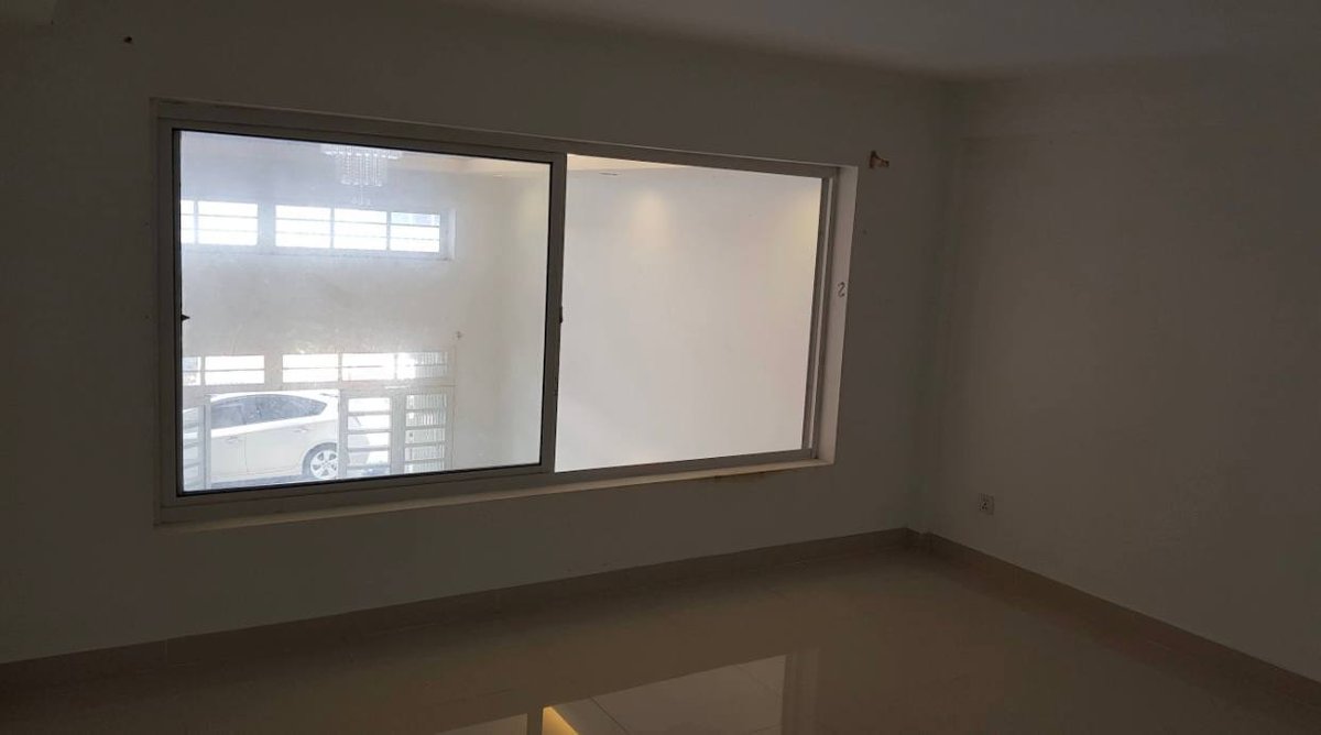 威曼金边598小区排屋招租 月租$380 适合办公或居住