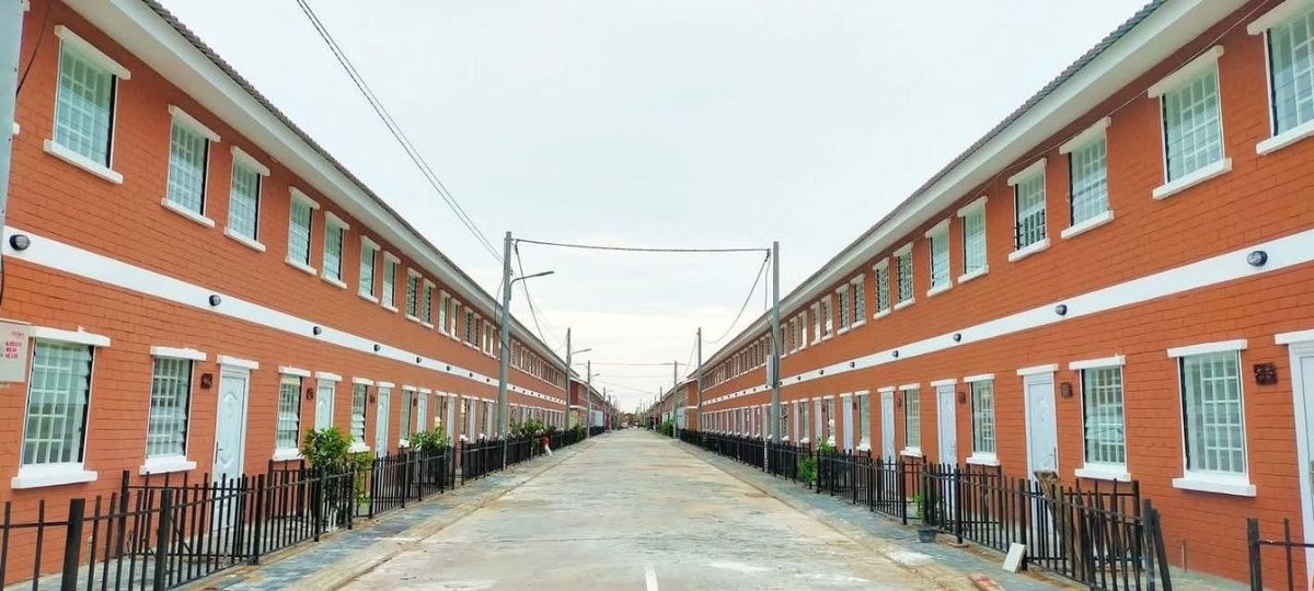 位于大金欧市Serey Mongkul小区,靠近金边新国际机场