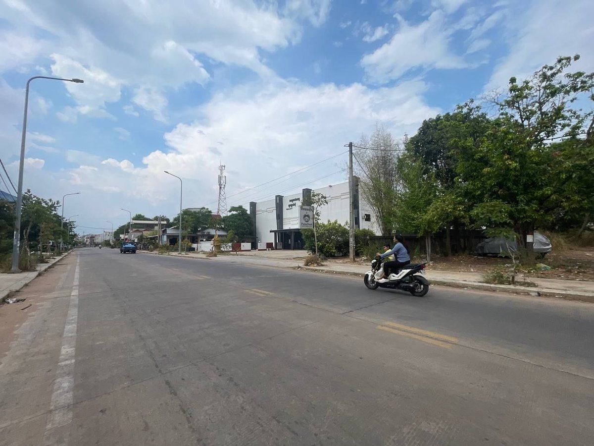 暹粒萨拉康桑村地块出售 临近商超 硬卡地块$370/m²