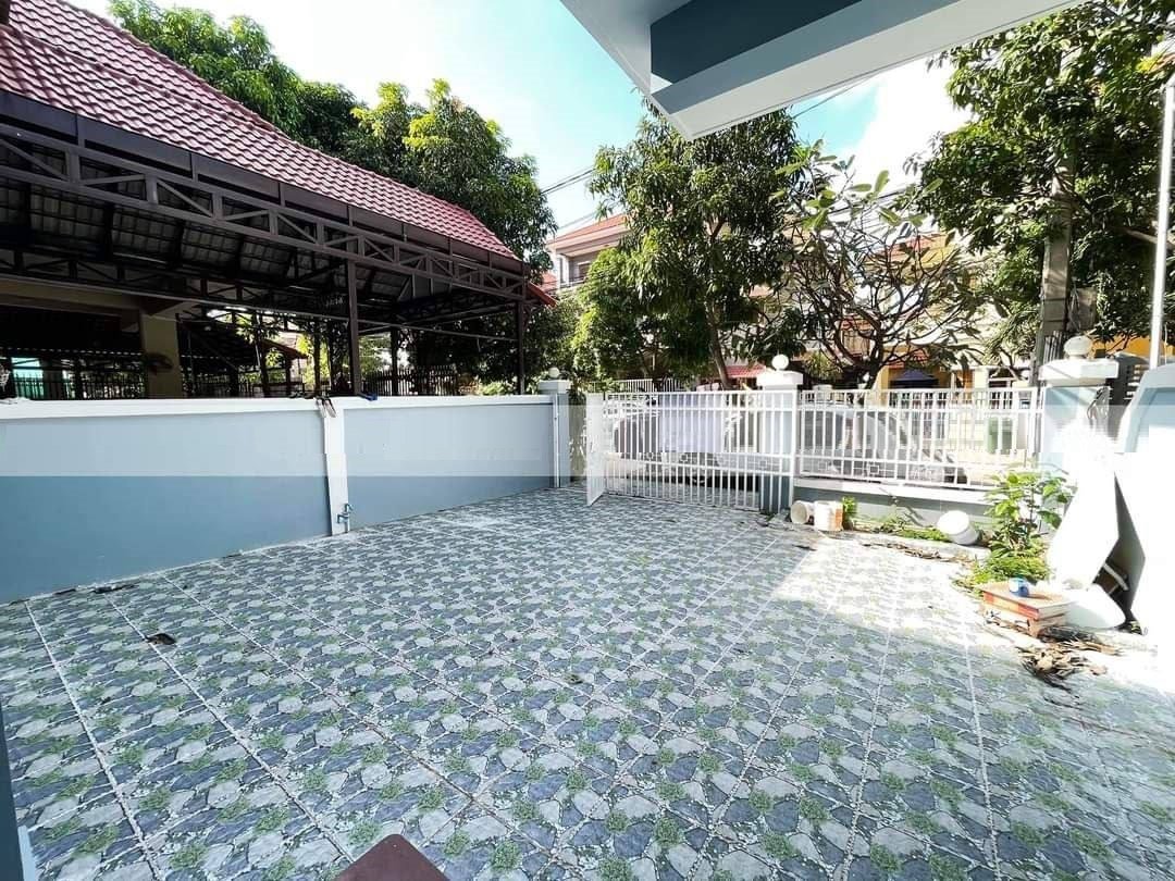 森速区森隆安德寺附近双拼别墅招租 月租$600 4房5卫
