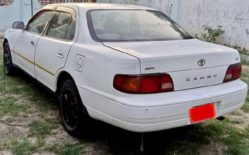 丰田Camry 1995年款转让 售价$2300 车况良好手续齐全