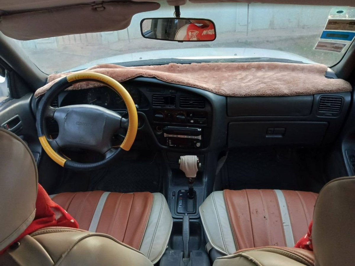 丰田Camry 1995年款转让 售价$2300 车况良好手续齐全