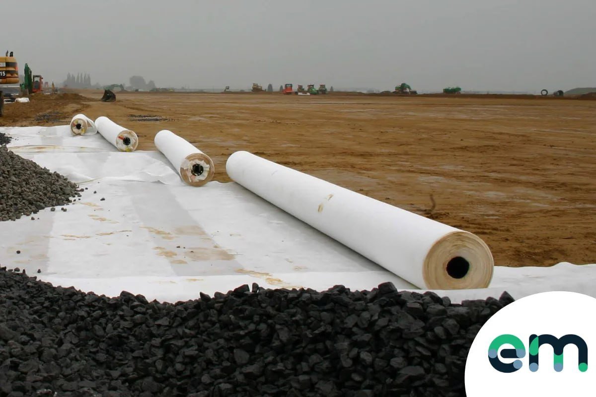 供应土工布(Geotextile),适用于混凝土表面覆盖,可替代传统麻袋,提升施