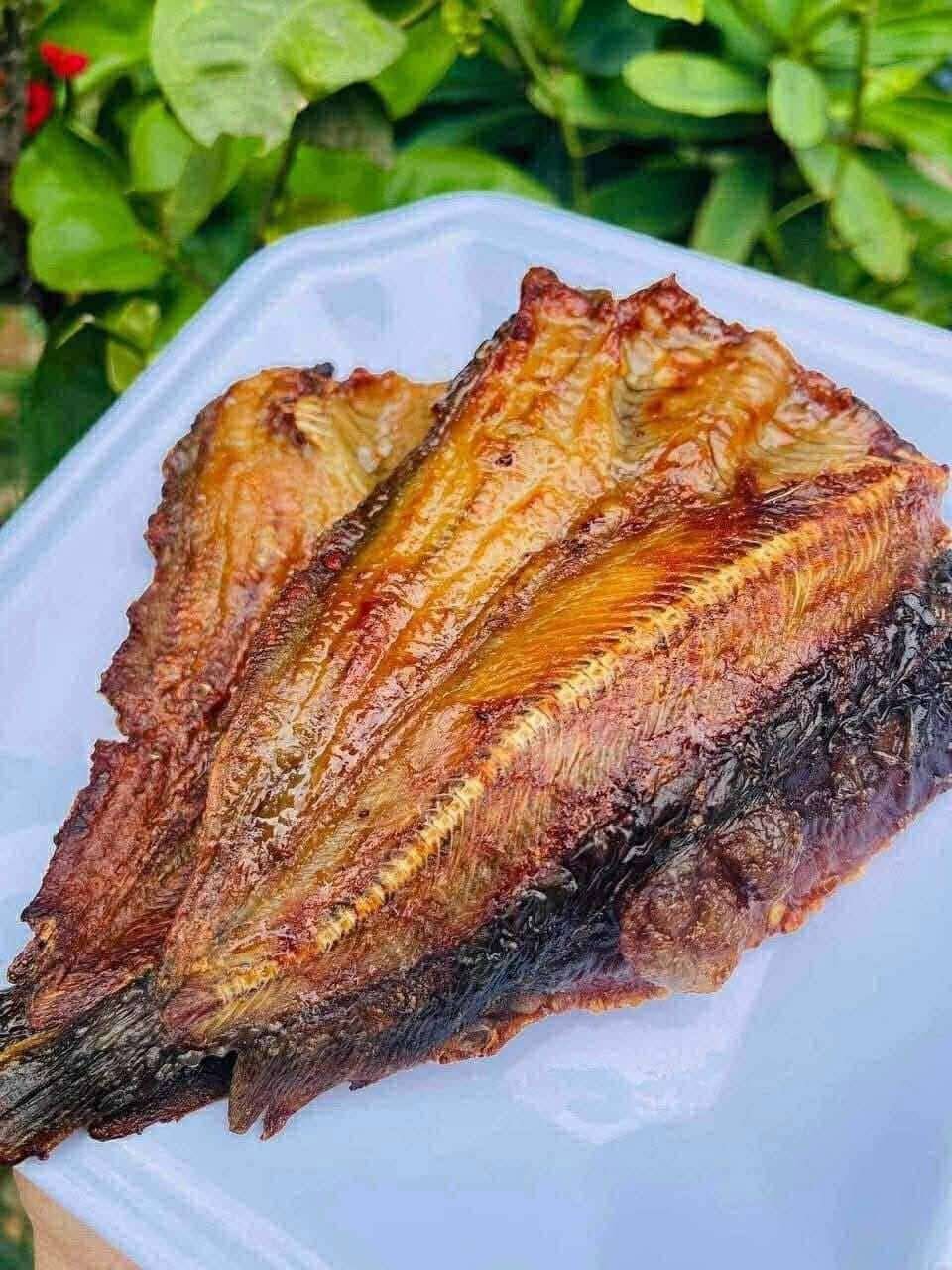 手工晾晒鲶鱼干出售 1公斤4万瑞尔 适合搭配白粥