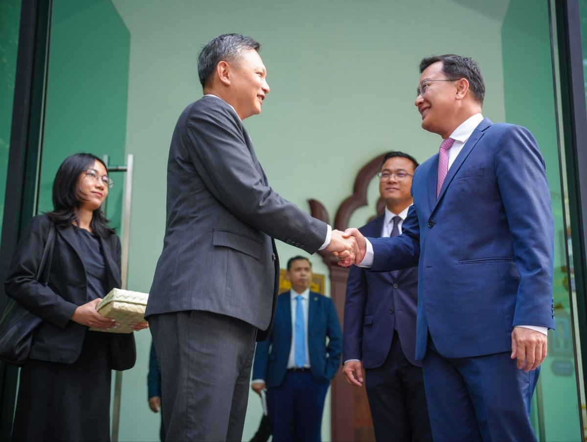 柬埔寨农业部与新加坡大使会谈 聚焦粮食安全与农产品加工