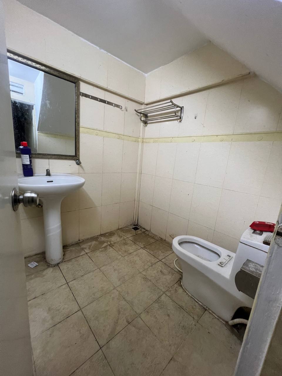 堆谷区排屋出租,土地面积5x20米,房屋面积5x16米