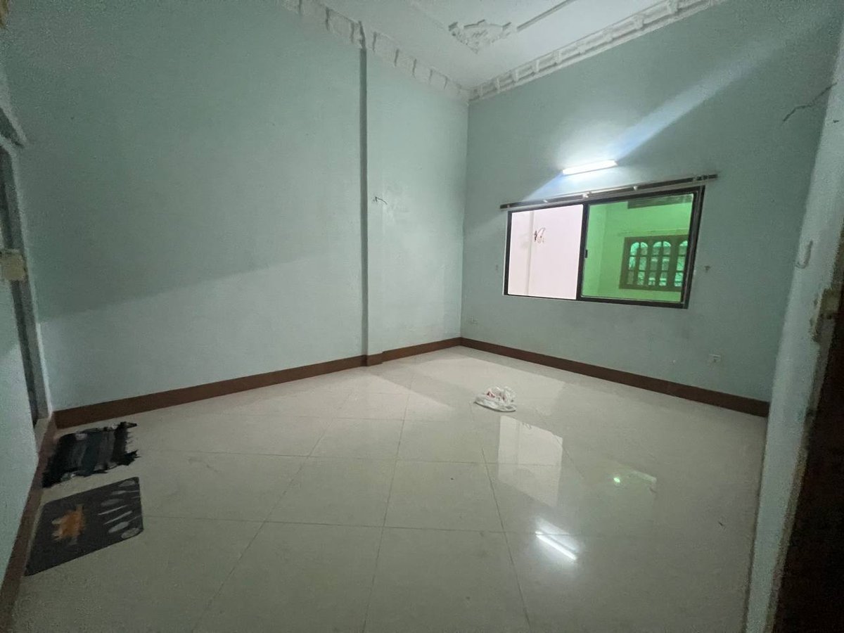 堆谷区排屋出租,土地面积5x20米,房屋面积5x16米