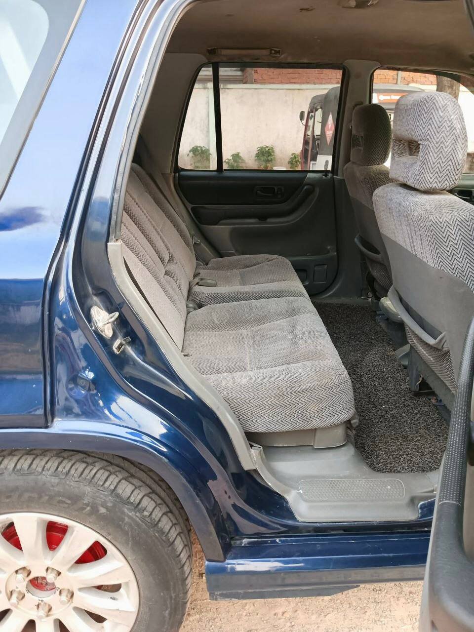 转让一辆1997年款本田CRV，车况良好，手续齐全，税费已缴