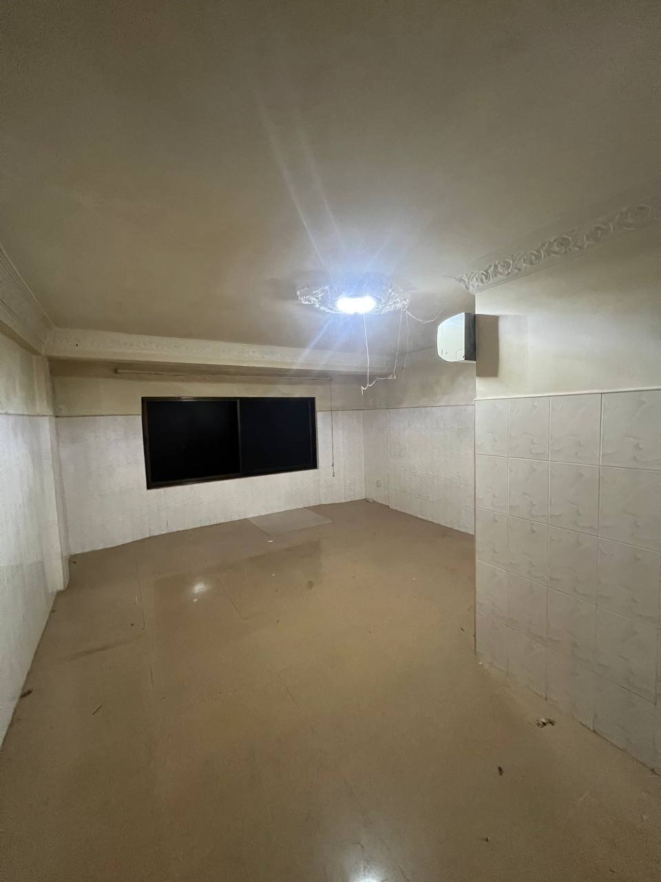 俄罗斯市场主干道店面招租 月租$900 适合各类商业经营