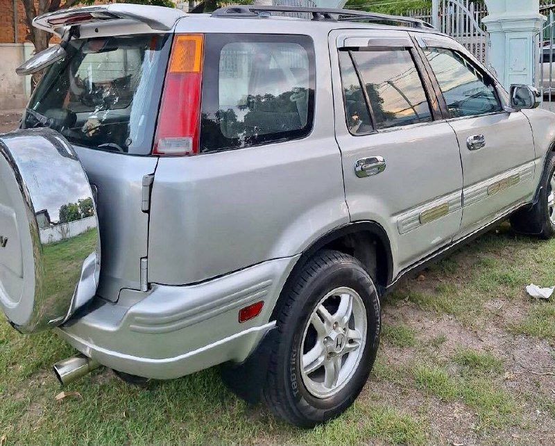 1998年款本田CRV转让 车况良好手续齐全 售价$3700