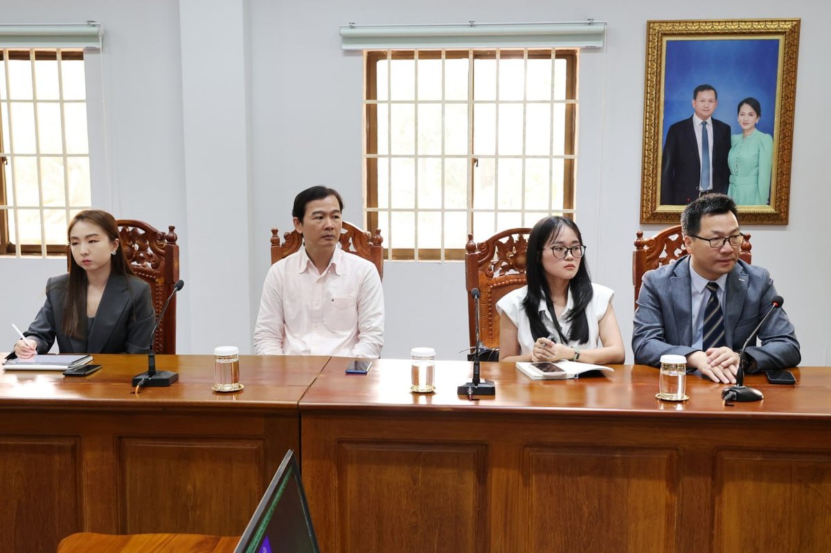 新闻部与中文媒体举行会晤 探讨在柬中文资讯发布规范