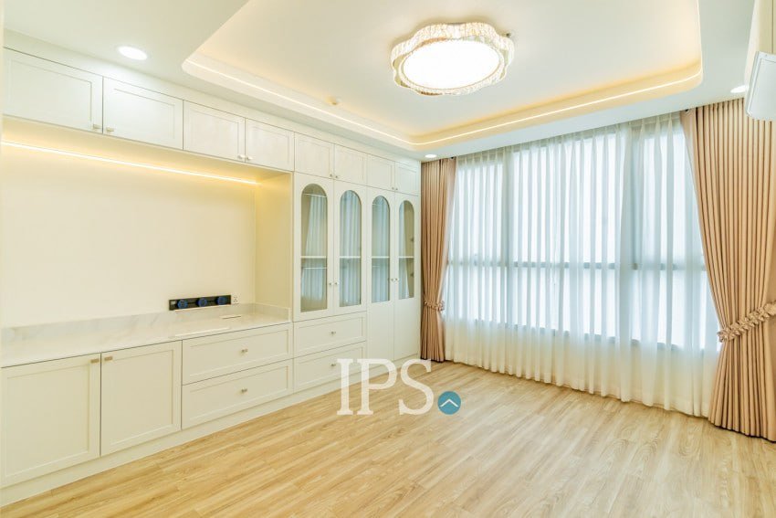 BKK1 De Castle Royal三房公寓招租 月租$3000含物业