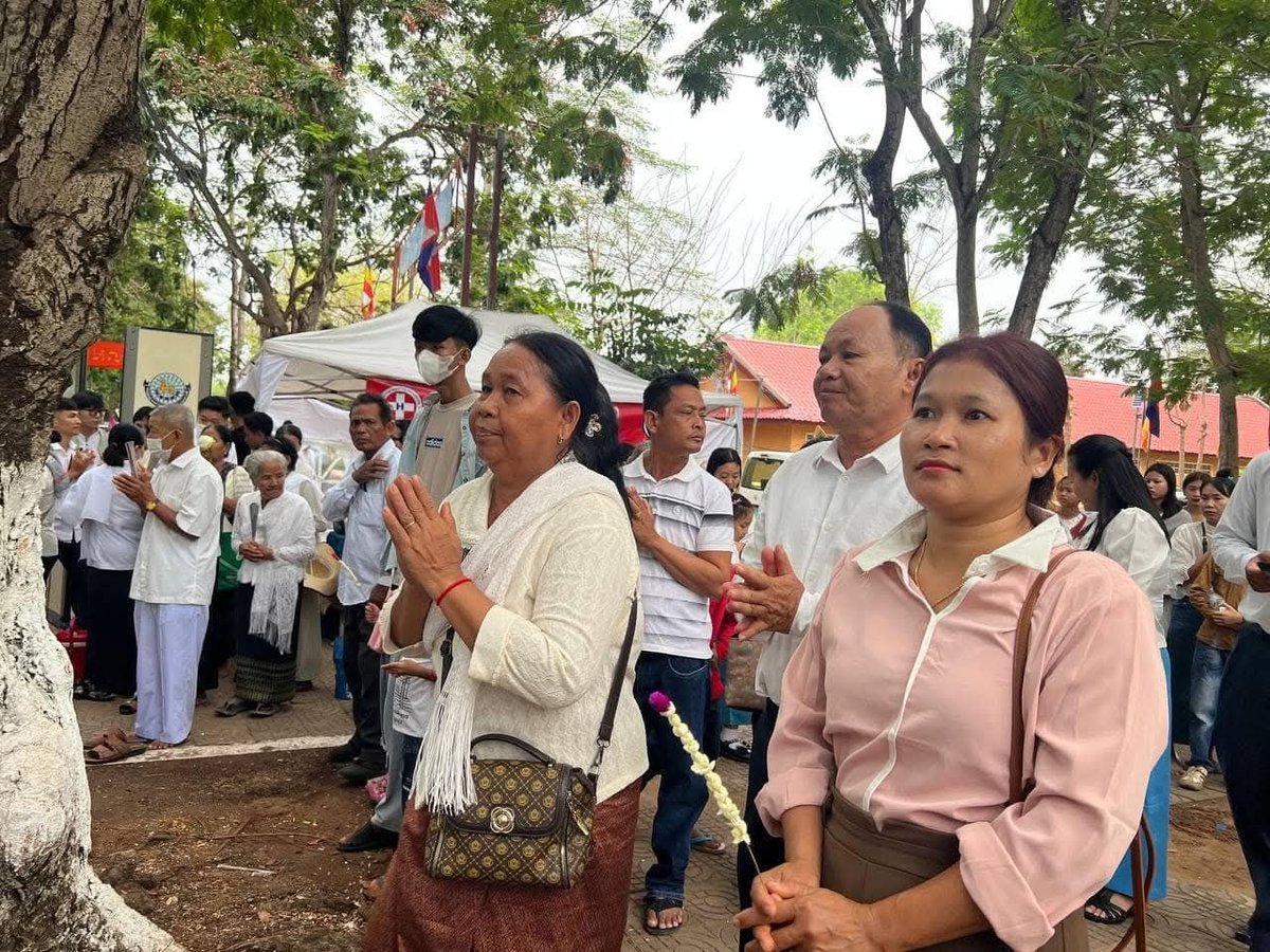 柬埔寨今日举行卫塞节庆典 乌栋山举行官方仪式