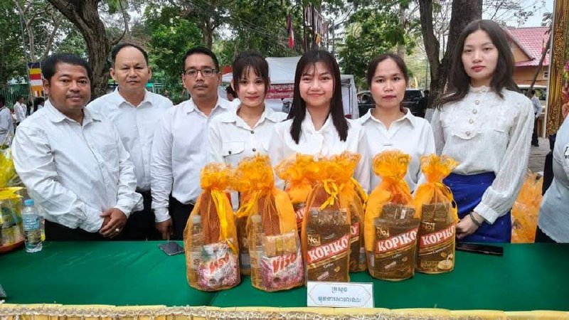 柬埔寨今日举行卫塞节庆典 乌栋山举行官方仪式