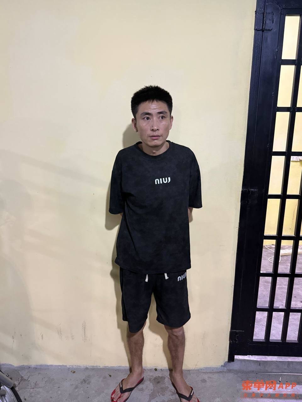 冒充警察绑架中国人案告破 8名嫌犯在金边西港落网