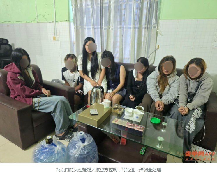 西港突袭别墅窝点抓获20名涉诈嫌疑人 查获大量设备
