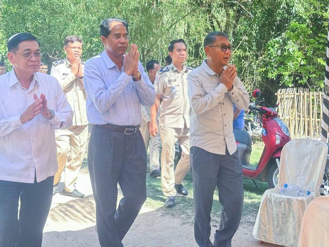 柬埔寨两起严重车祸致14名工人遇难 劳工部承担丧葬费
