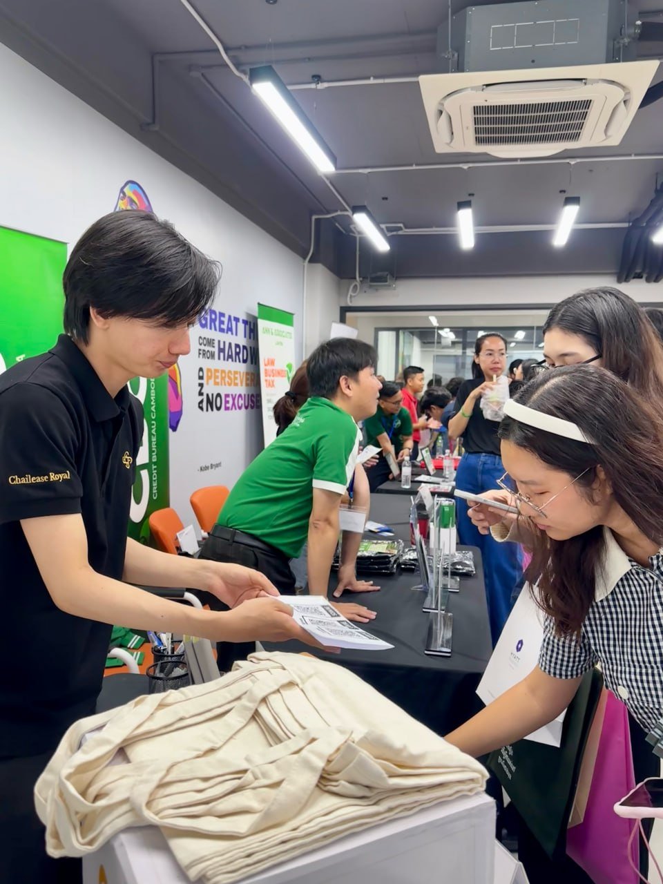 中租皇家租赁现场招聘会圆满落幕 吸引众多人才参与