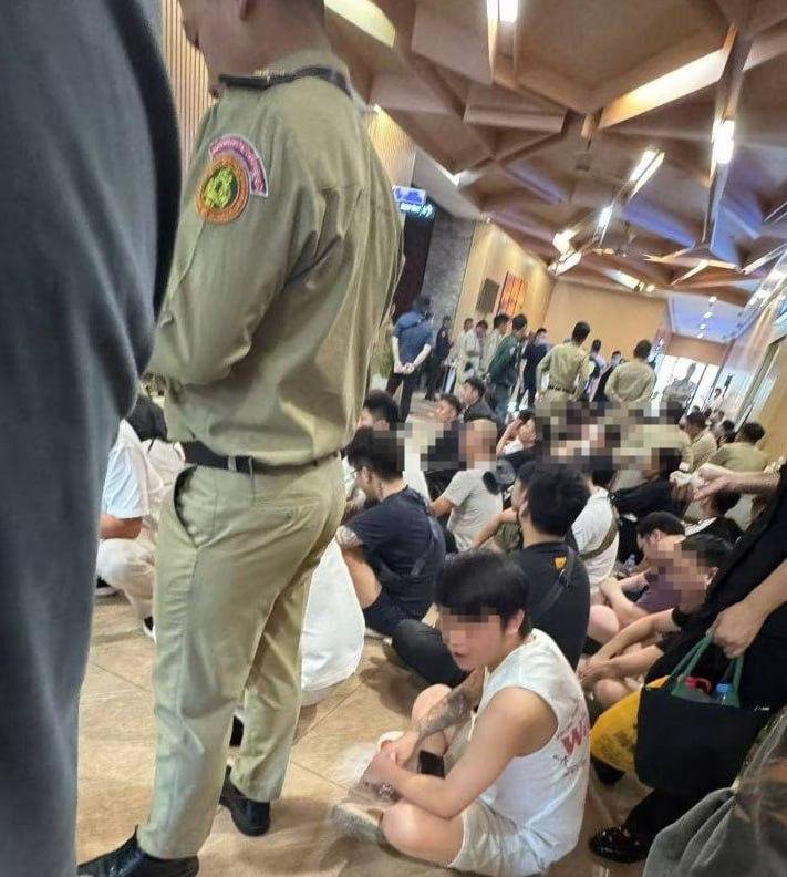 金边太子中央广场突击检查 104名外籍人员被捕