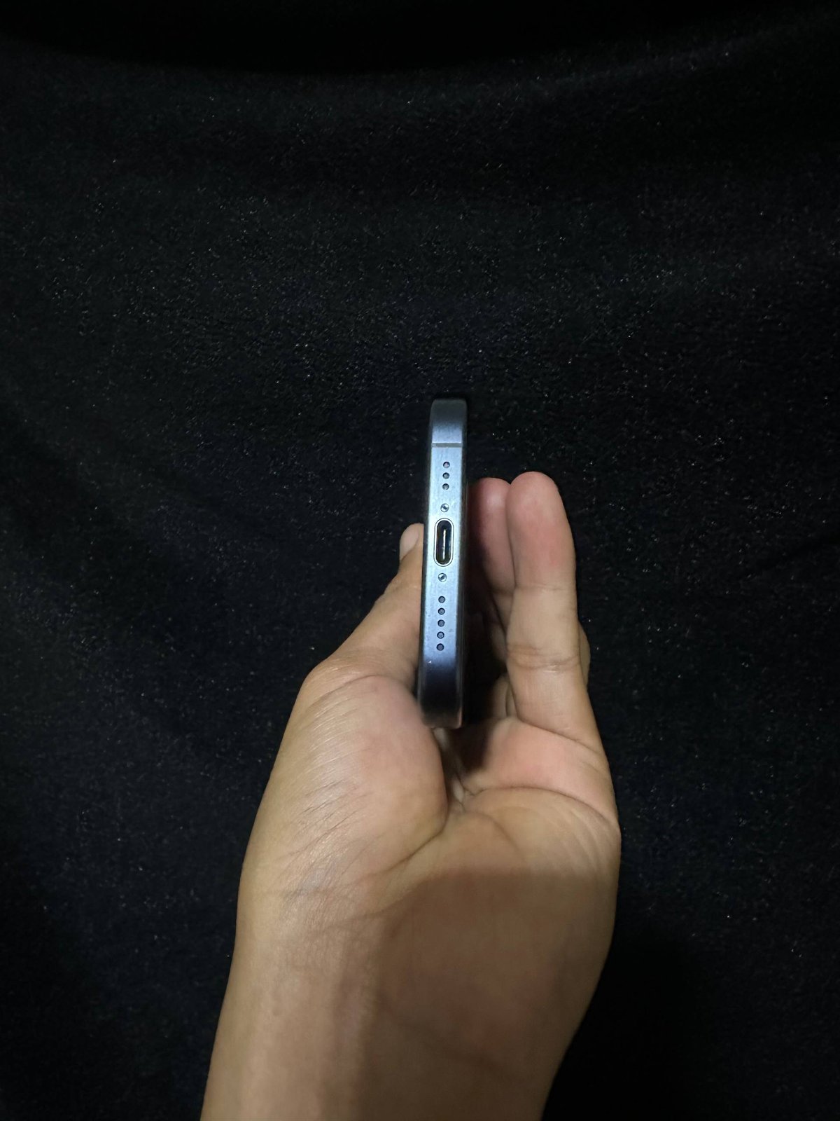 iPhone 15 Pro 128G转让 98成新 售价$5
