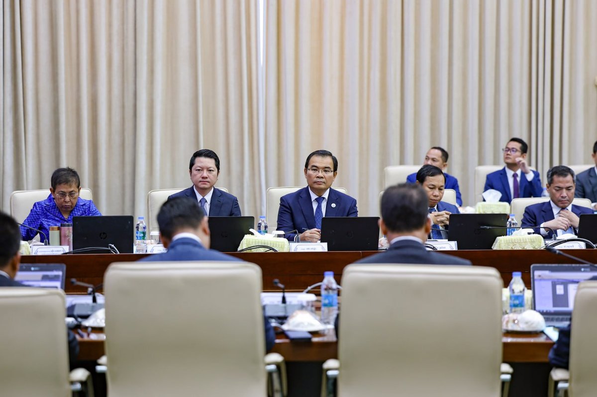 洪玛奈主持内阁全会 审议五角战略及道路法修正案