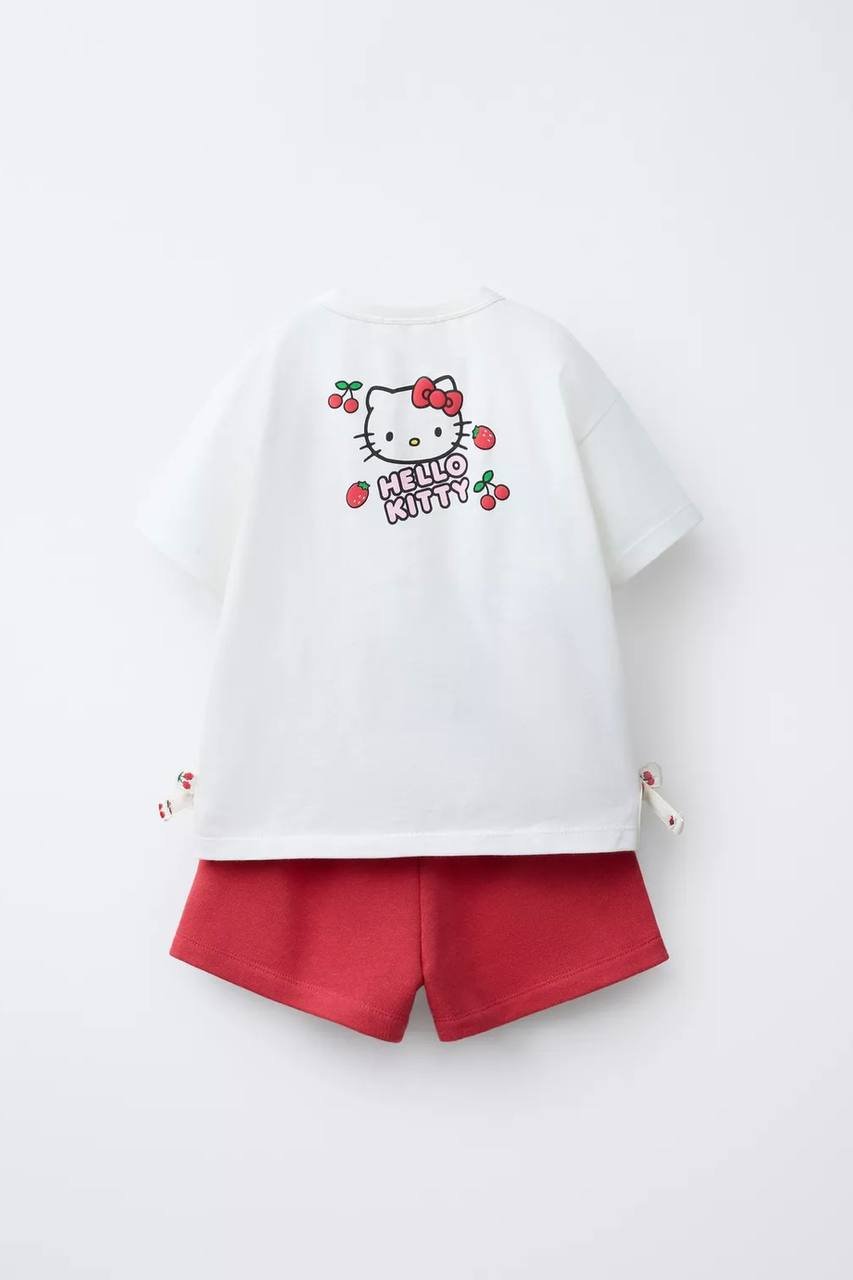 Zara联名Hello Kitty套装上架 售价119900瑞尔
