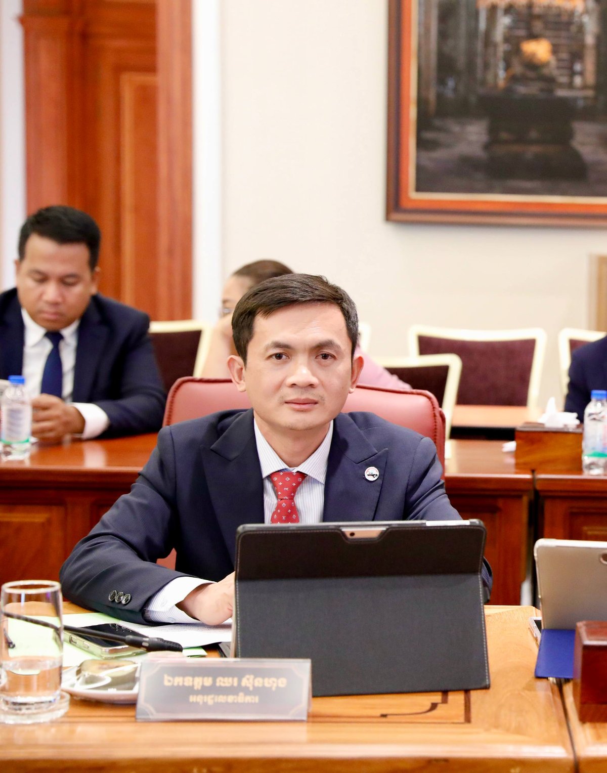 柬埔寨商务部与司法部召开会议 讨论律师法修订草案
