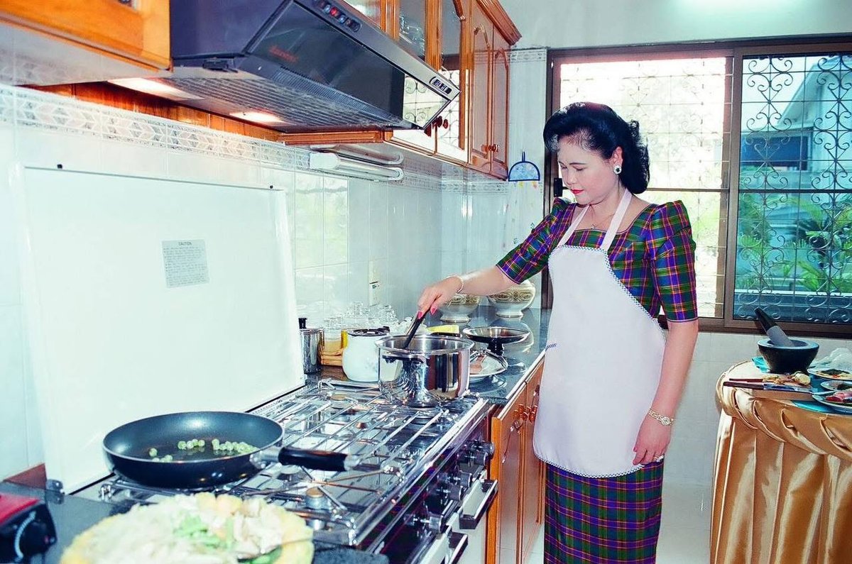洪森深情回忆与夫人往事 称其为家中御用厨师
