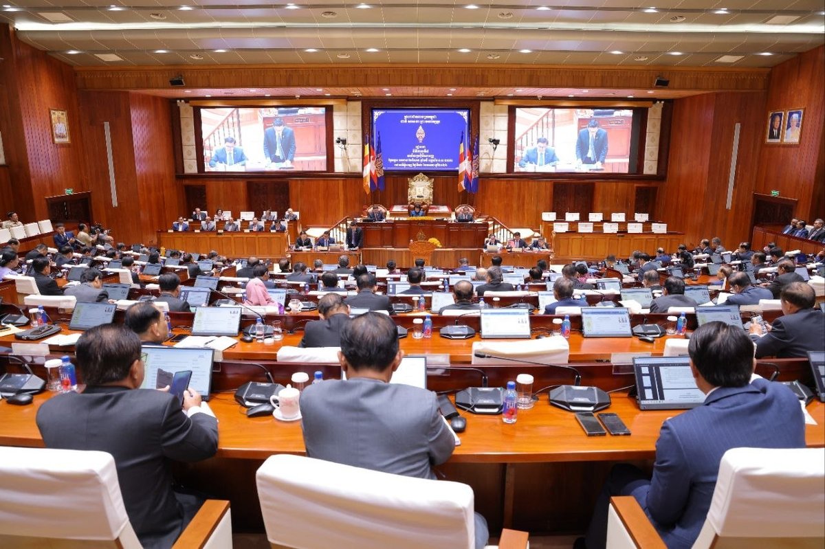 柬埔寨国会全票通过兵役法及电力支付保障法,旨在提升国家安全防御能力,并确保电力供