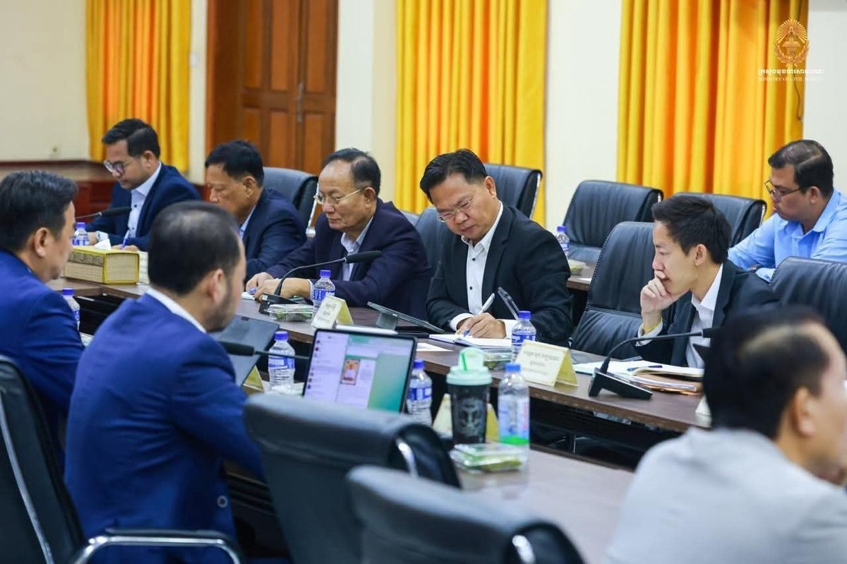 司法部边境事务国务秘书处及外交部公务员招录进度审议