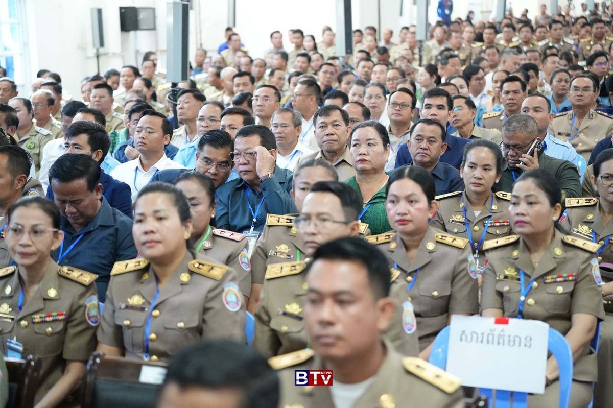 洪森赴柴桢省视察 召集地方各部门官员部署工作