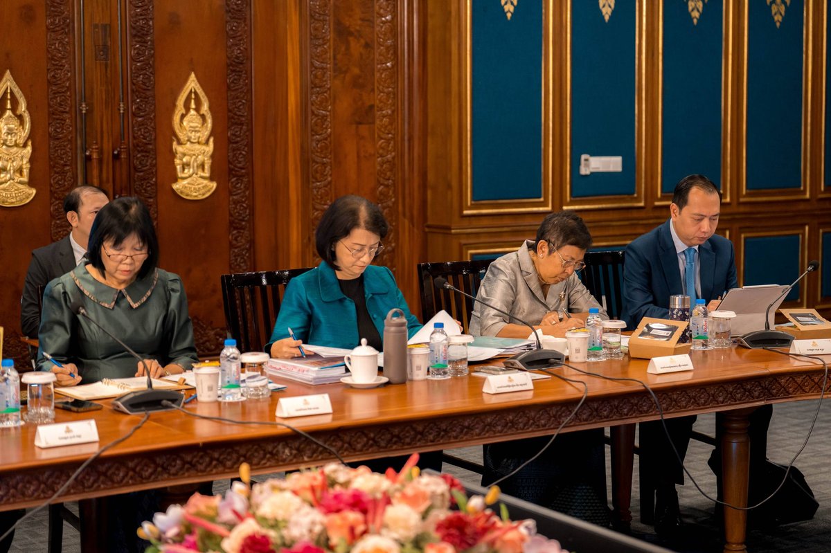 柬埔寨外交部召开第20届法语国家峰会筹备会议，由布拉索昆主持