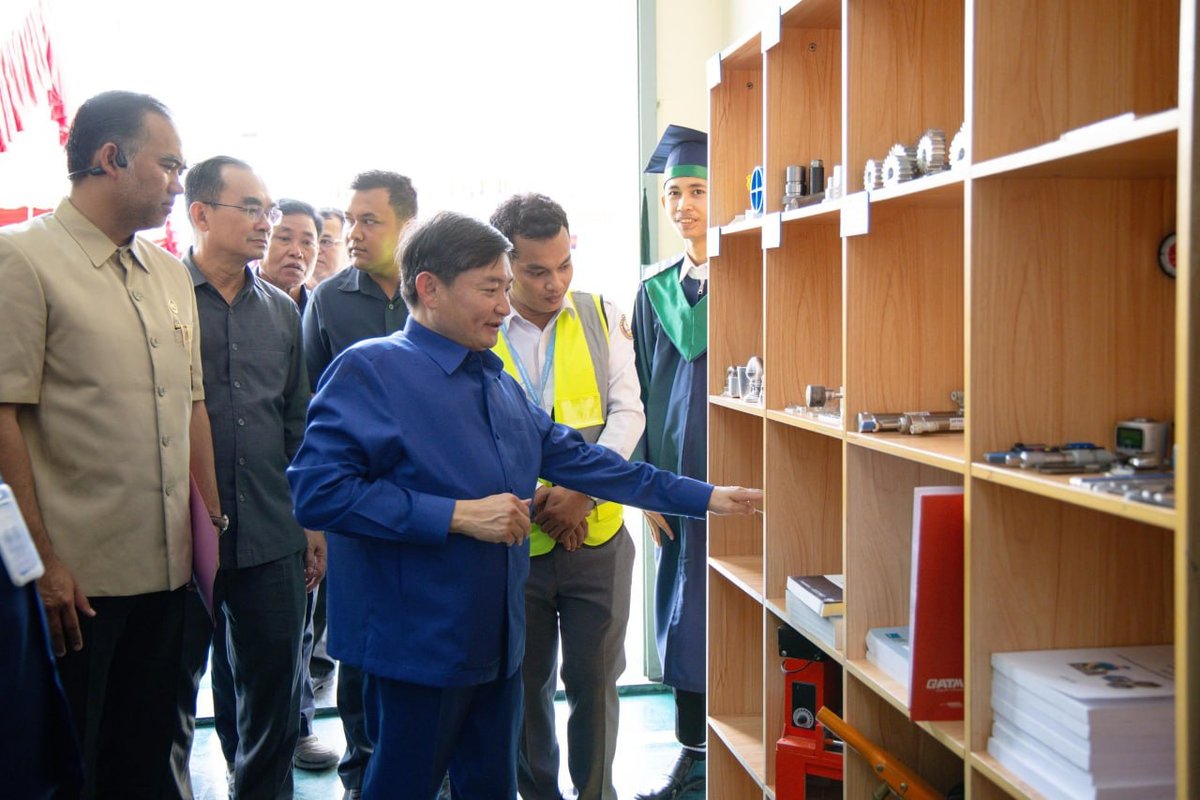 柴桢省2000名TVET毕业生获表彰 助力当地投资环境