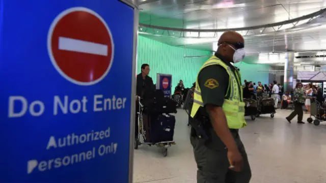 美国加强旅行限制以应对埃博拉病毒 赴美行程或受影响