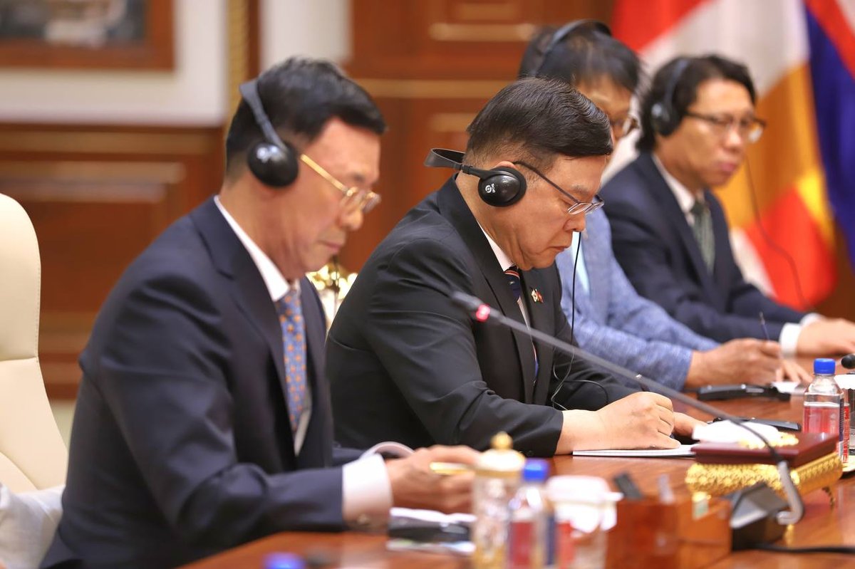 洪森会见韩国仁川商会代表 推动双边经贸合作