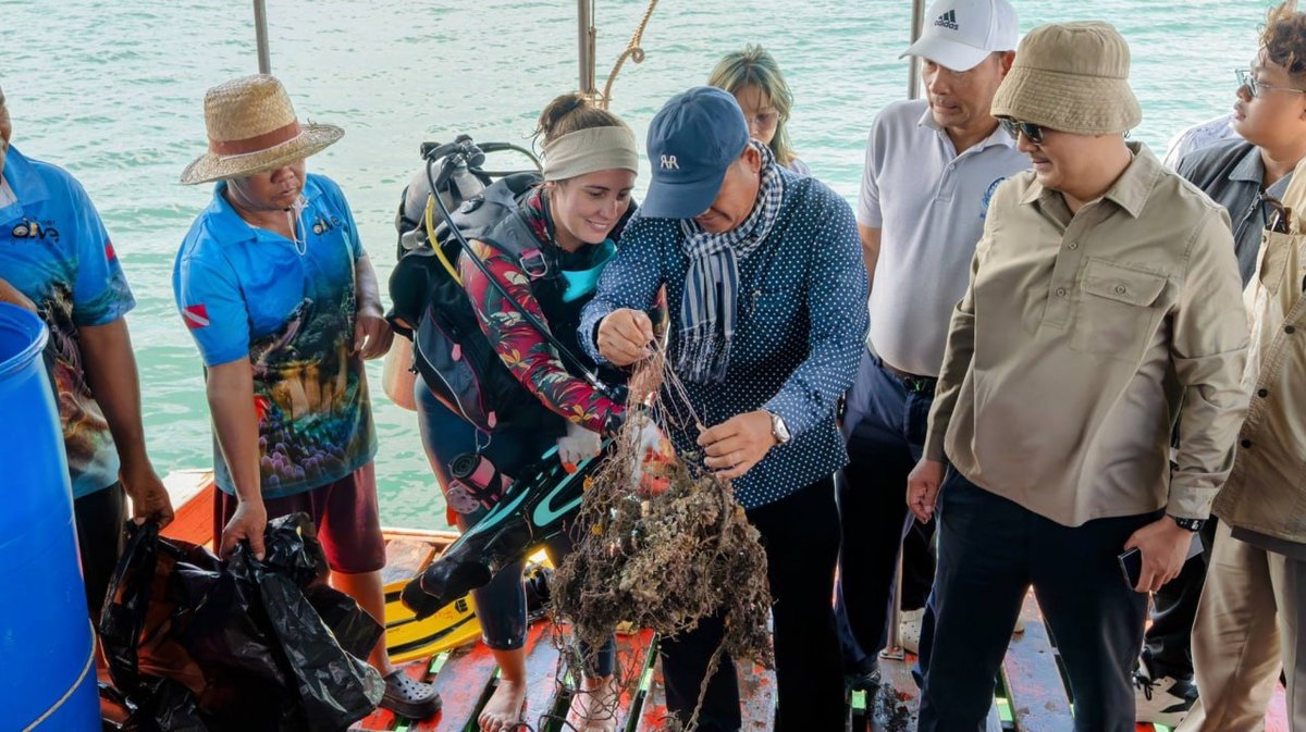 高龙岛清理半吨废弃渔网 消除海洋生物死亡陷阱