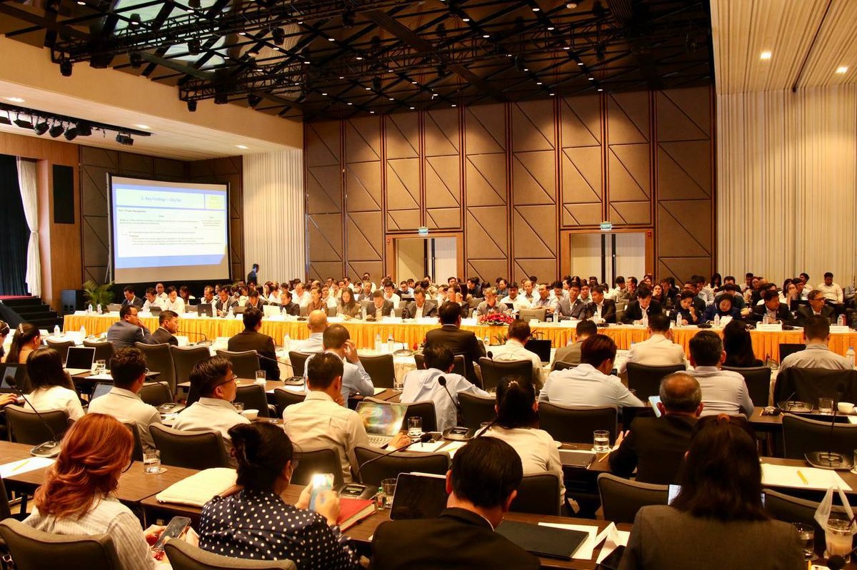 财经部召开2025国家投资组合绩效评估会议 390人参会
