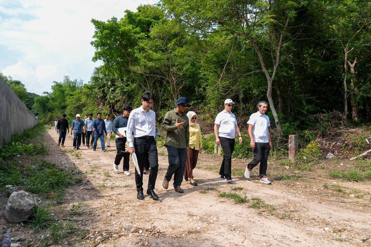 白马省昂高海滩获土耳其援建 1200米混凝土道路开工