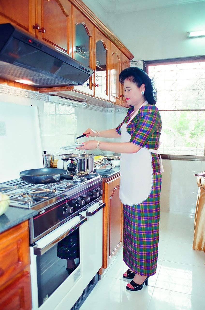 洪森深情回忆与夫人往事 称赞其为厨艺精湛的贤内助