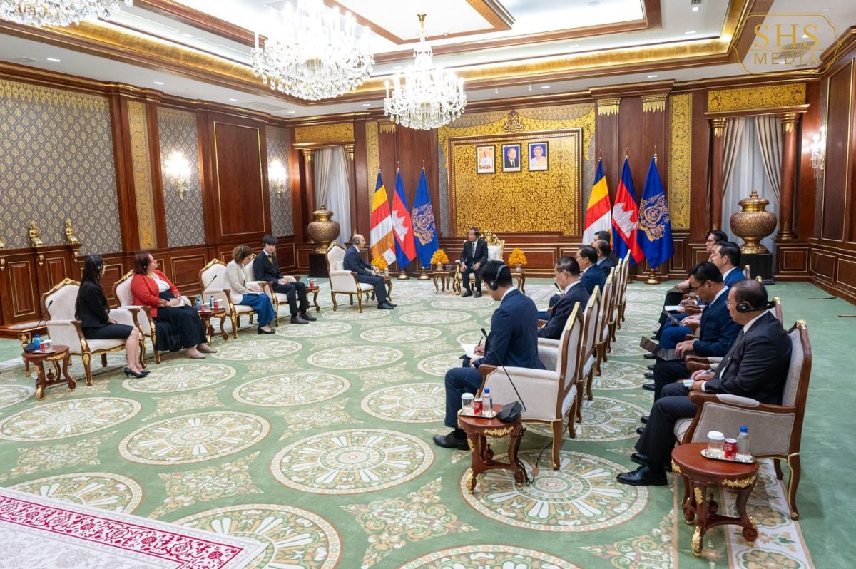 洪森会见土耳其新任驻柬大使梅苏特·厄兹詹