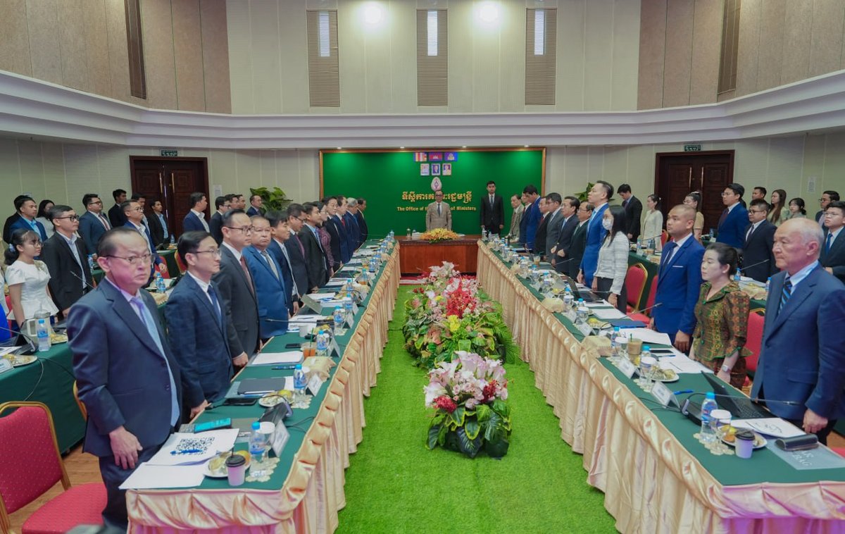 翁赛维索副总理主持行政法研讨会 推动行政体系规范化