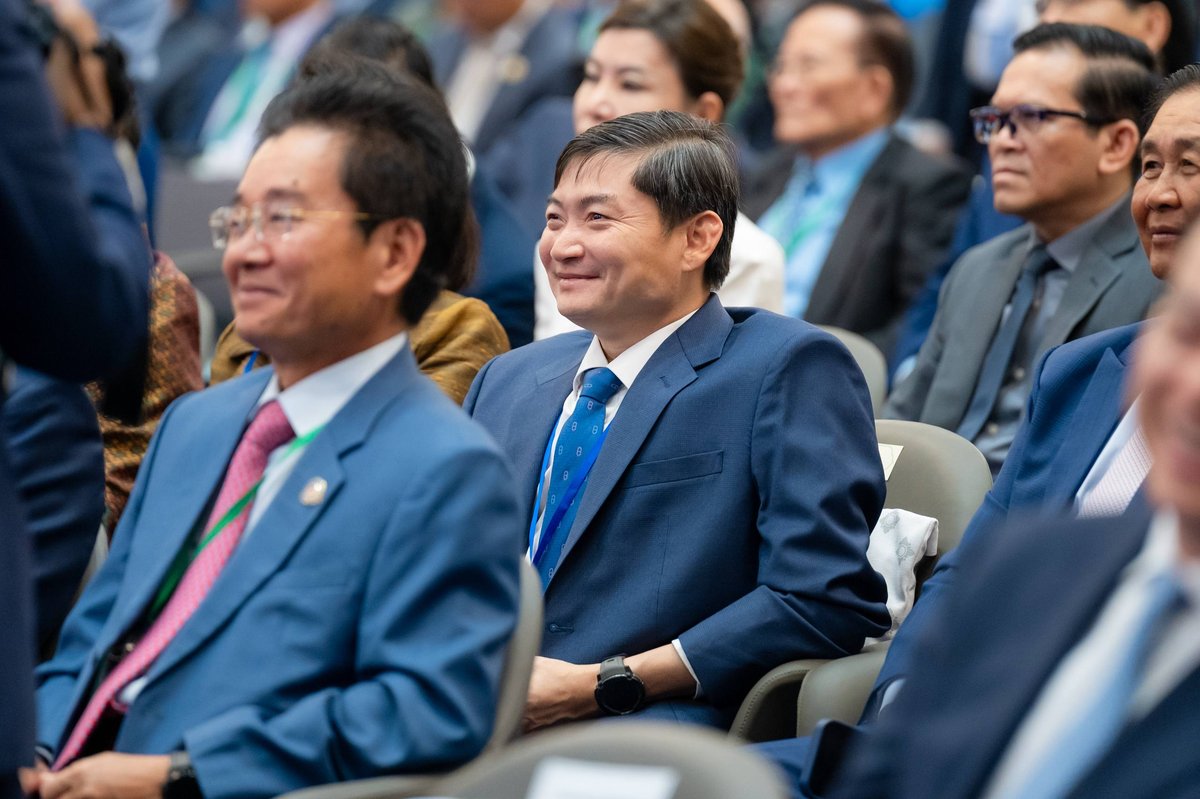 洪玛奈出席税务总局新总部启用仪式 办公环境升级