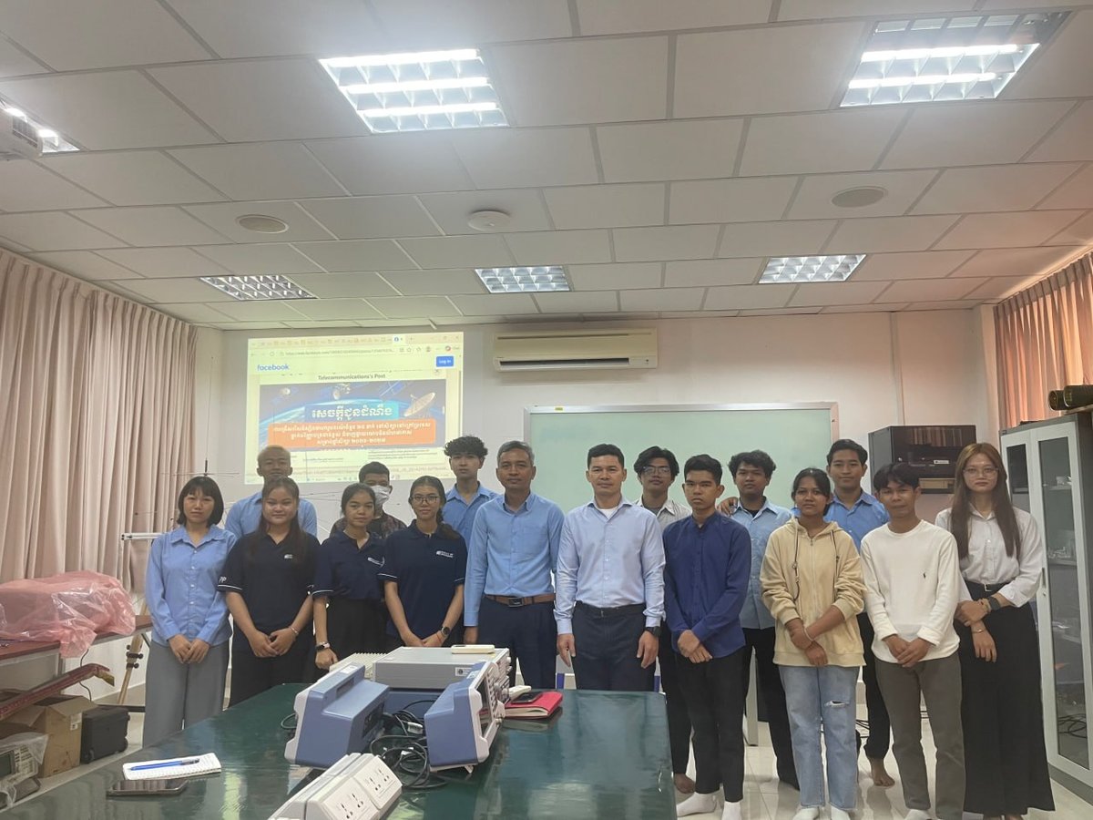 皇家金边大学电信与电子工程系与邮电部合作,旨在培养卫星与航天领域的高端人才